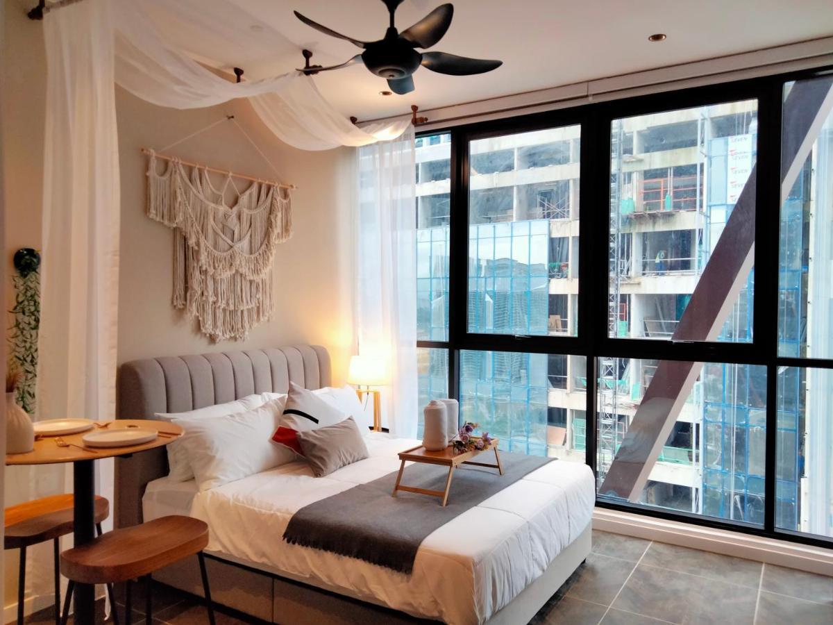 Scarletz Suites Klcc I Homebrickz Kuala Lumpur Exterior foto