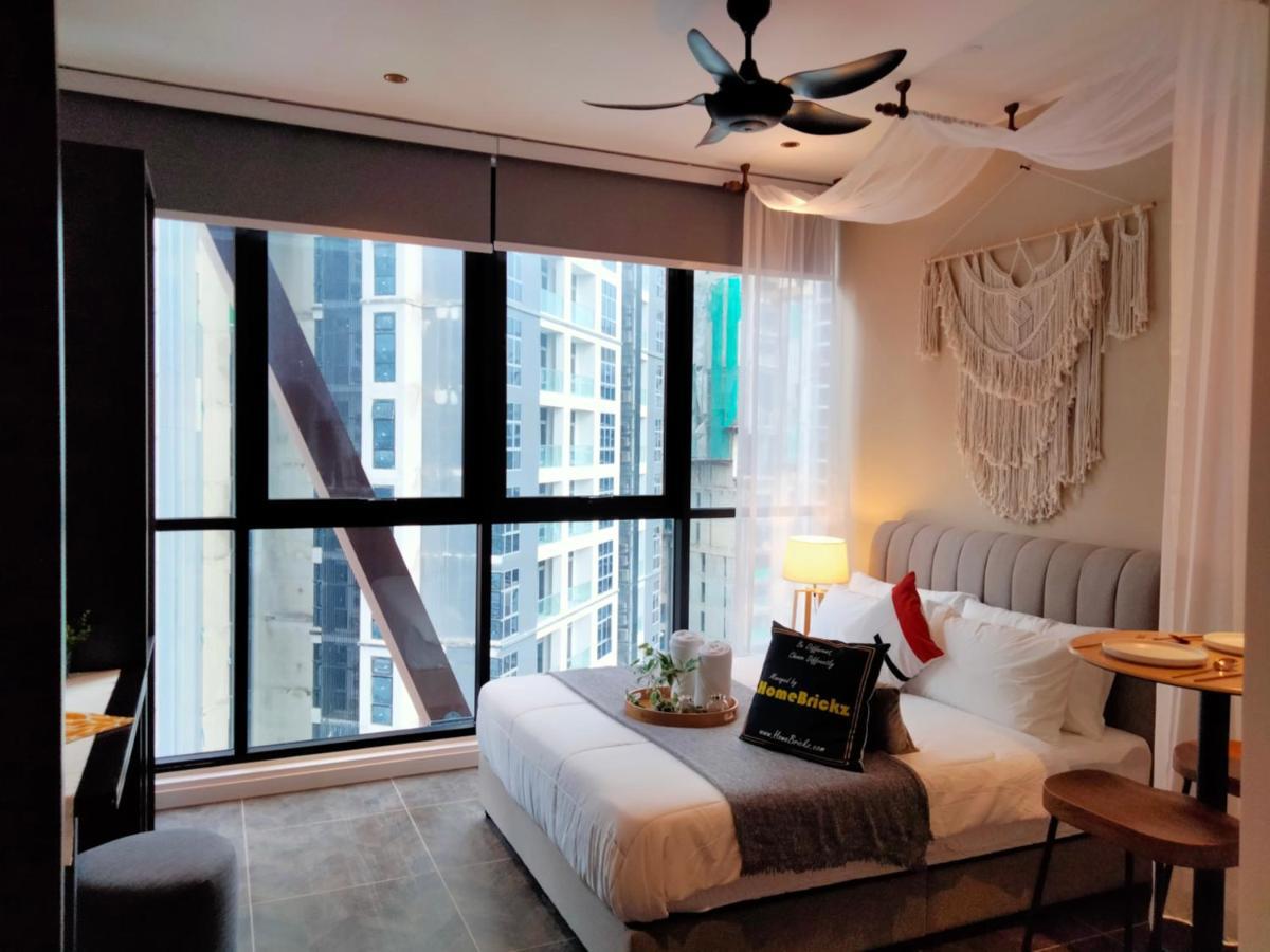 Scarletz Suites Klcc I Homebrickz Kuala Lumpur Exterior foto
